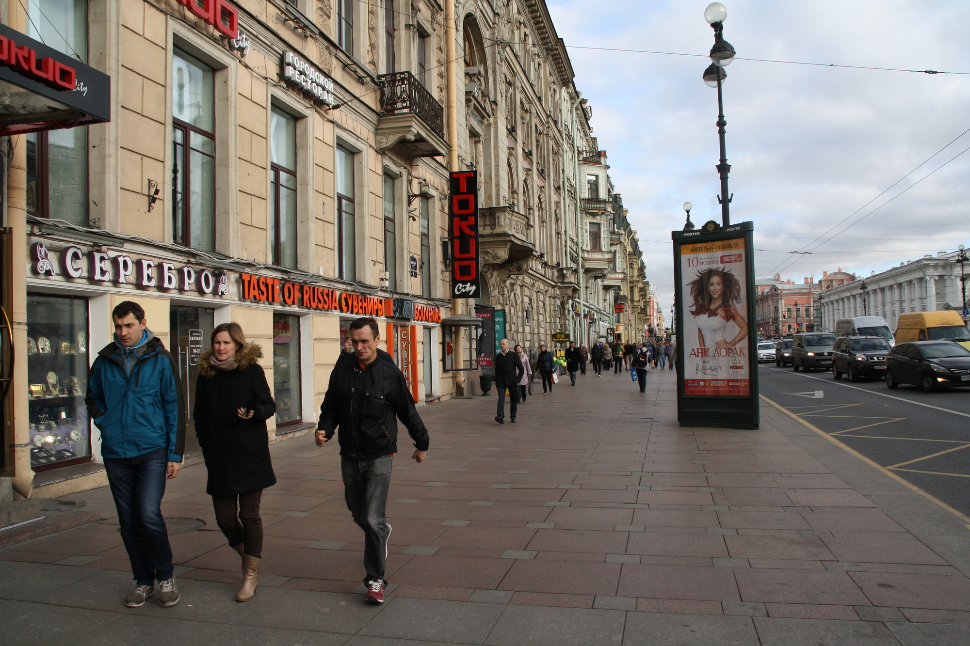 С апреля 2022 года в центре Петербурга открылось 108 новых торговых точек