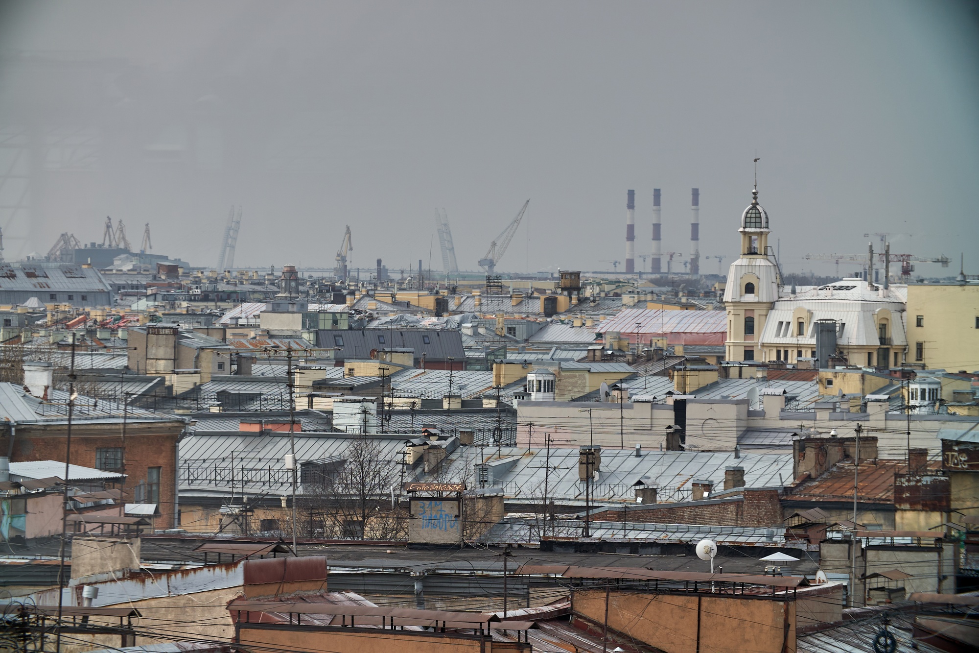 Вакантность на складах Петербурга превысила 5% впервые за 9 лет 