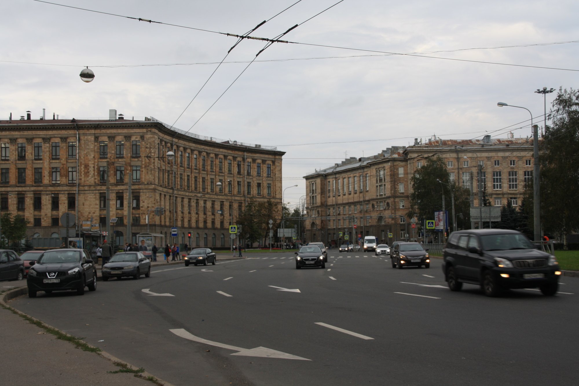 В Петербурге почти не осталось сталинок в продаже