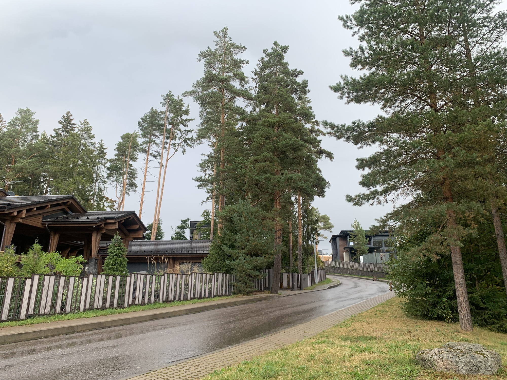 Стоимость элитного коттеджа вновь может превысить стоимость квартиры 