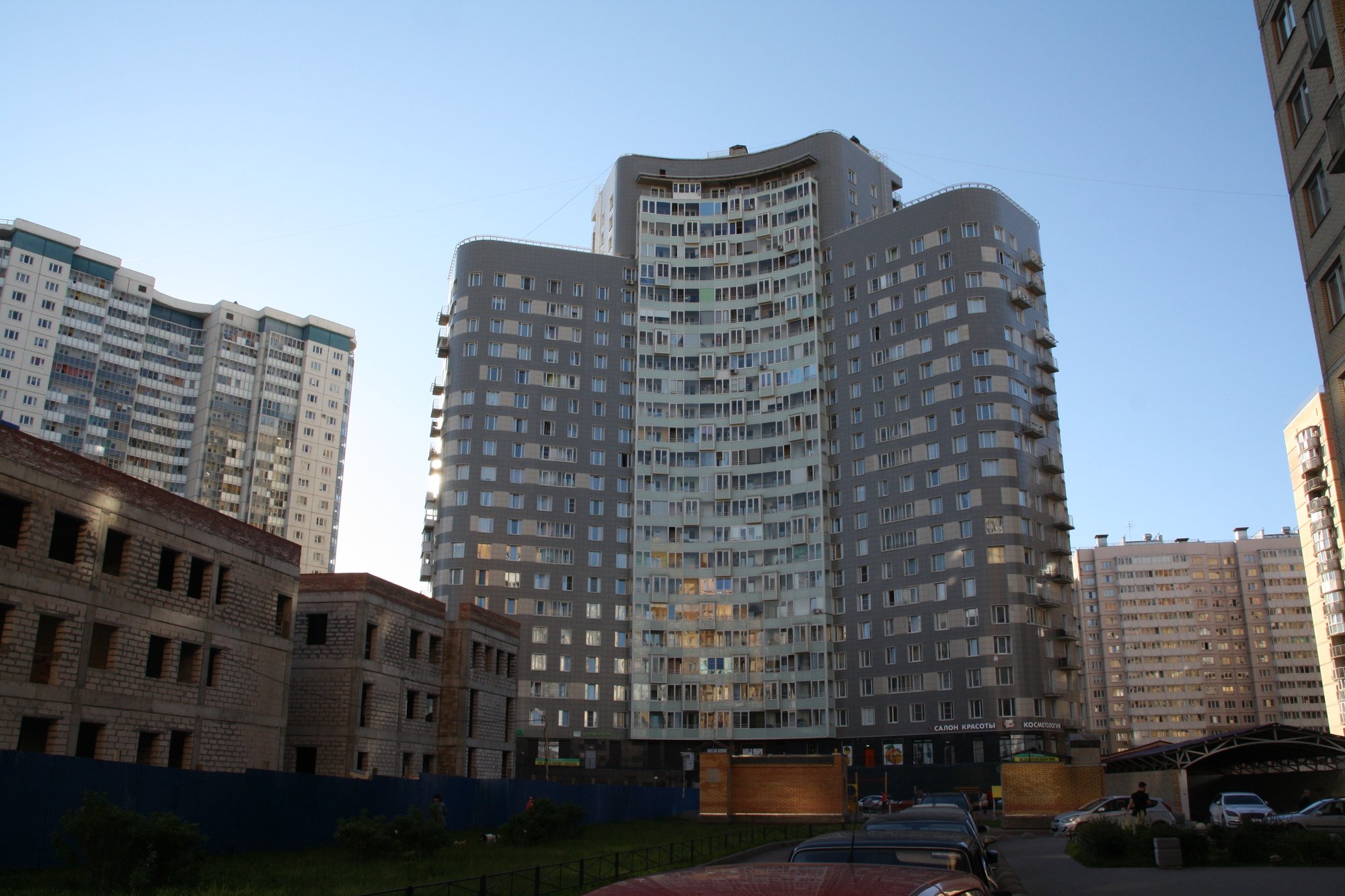 Новостройки во всех районах Петербурга дороже, чем вторичная недвижимость
